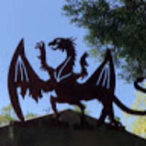 Meet your Posher, Claudia